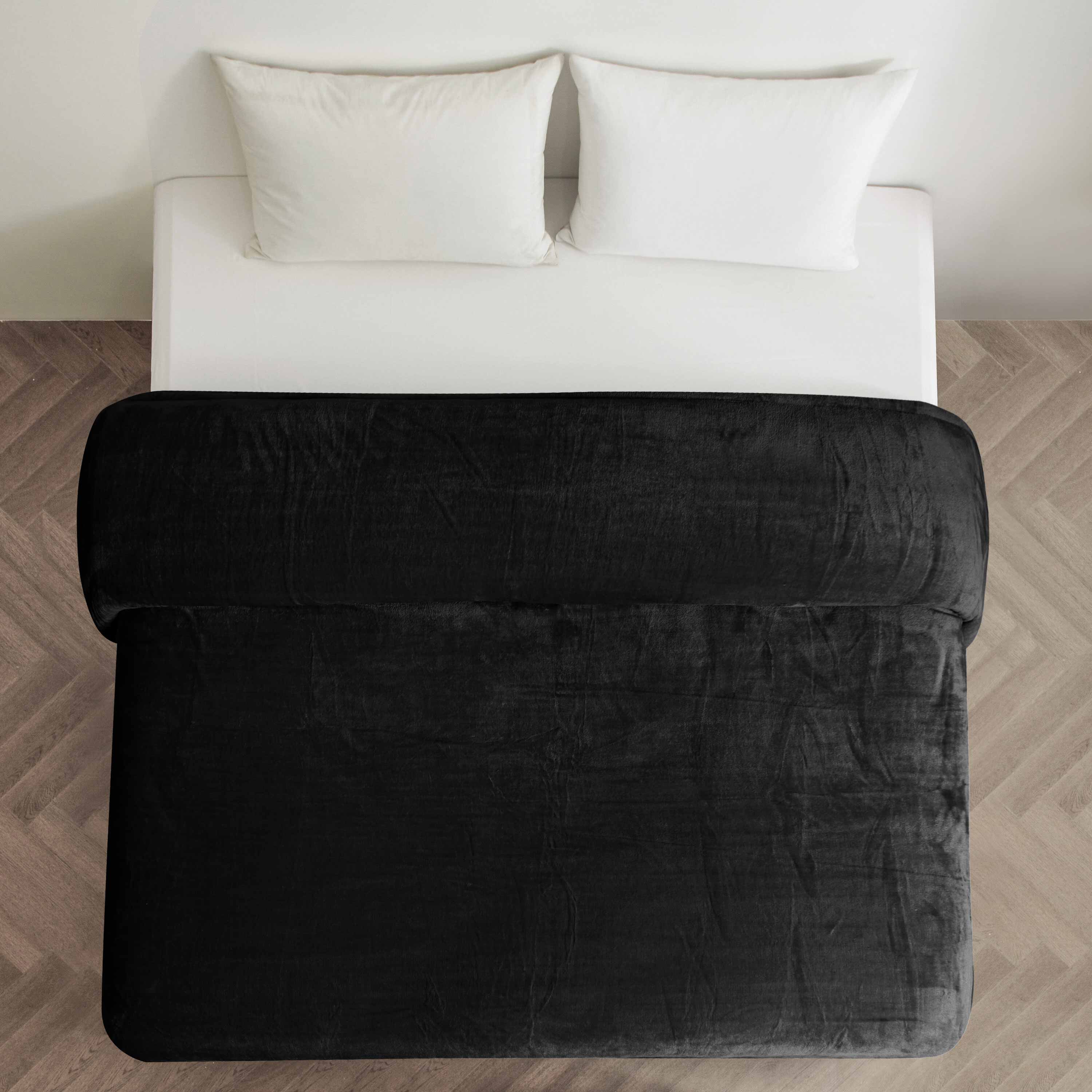 Warm Embrace Fleece Blanket Black