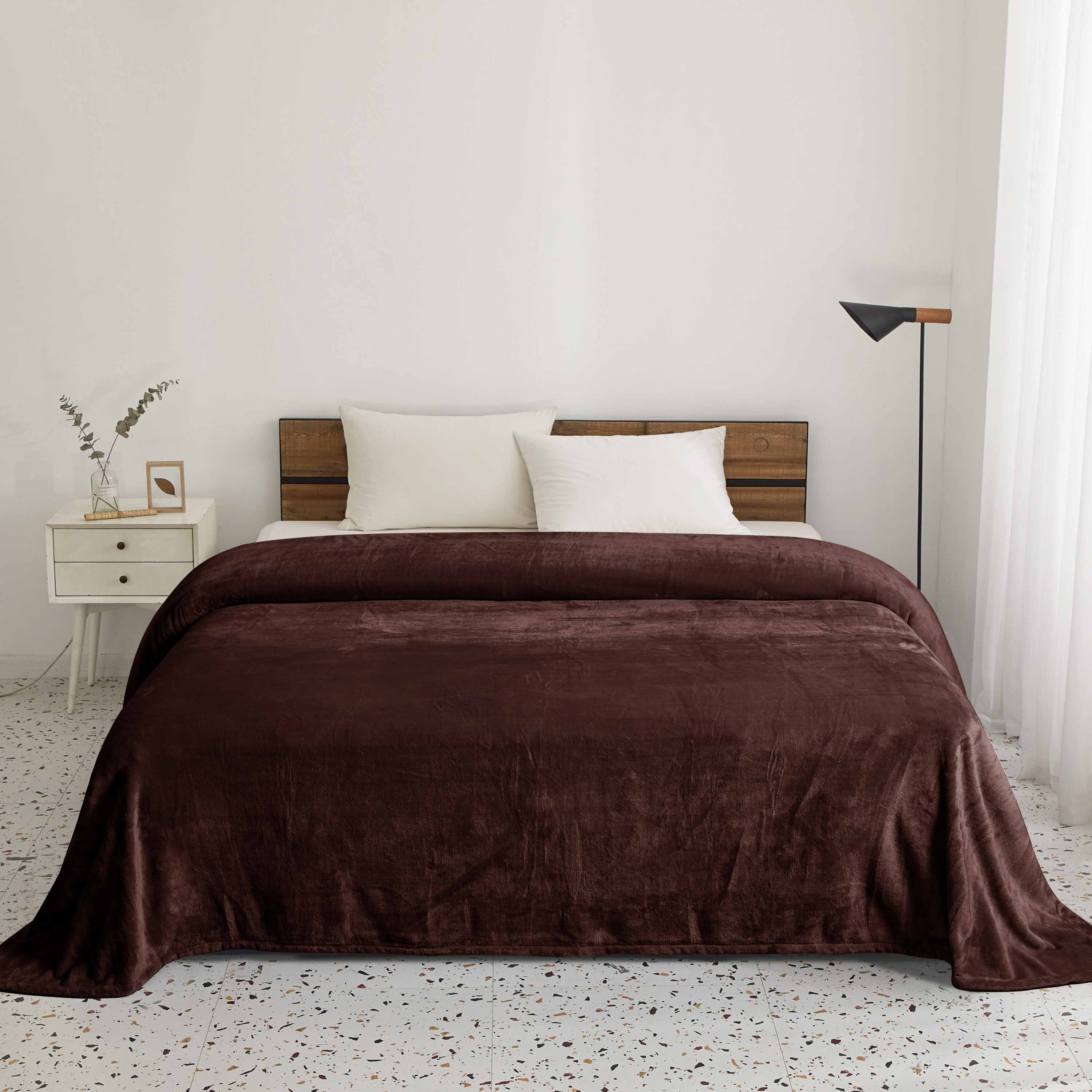 Warm Embrace Fleece Blanket Coffee