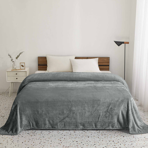 Warm Embrace Fleece Blanket Grey
