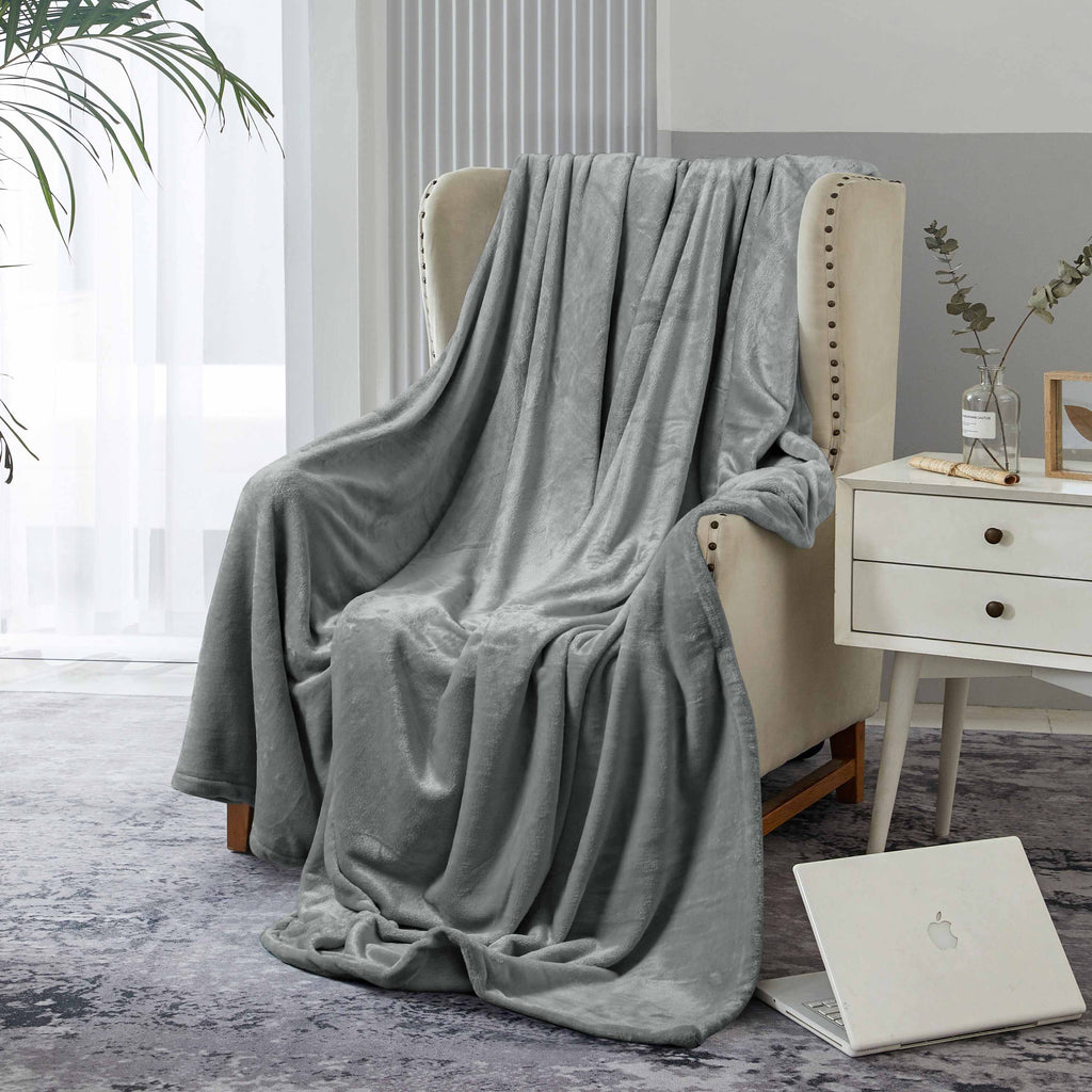 Warm Embrace Fleece Blanket Grey